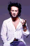 Tarkan2001_113.jpg (25834 bytes)