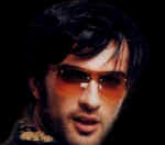 Tarkan2001_156.jpg (11976 bytes)