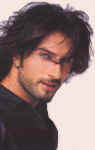 Tarkan2001_87.jpg (55594 bytes)