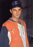 tarkan2084.jpg (72627 bytes)