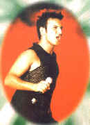 tarkan2505.jpg (87547 bytes)