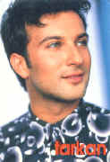 tarkan2560.jpg (97036 bytes)